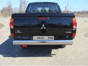 Защита заднего бампера центральная 120х60 мм для Mitsubishi L200 № MITL20014-10